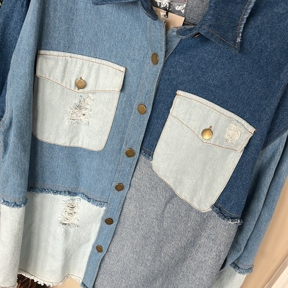 Brand New ELAN Patchwork Jacket Denim Button Up Jean Shacket Distressed Frayed - Picture 13 of 14